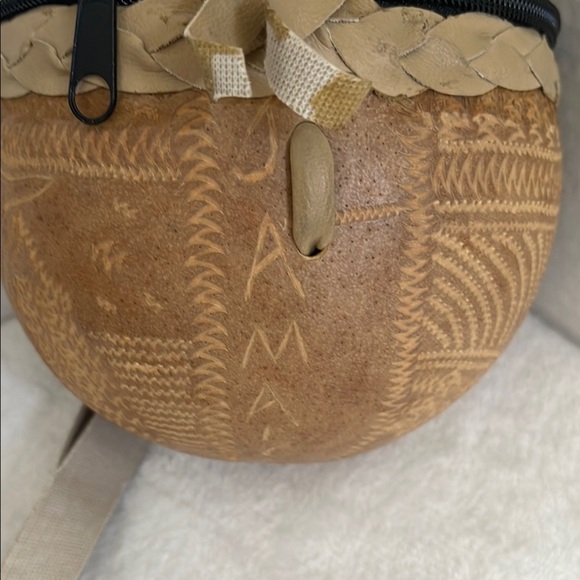 Jamaican handmade Tan and Black Mini Bag with Woven Texture - Picture 3 of 5